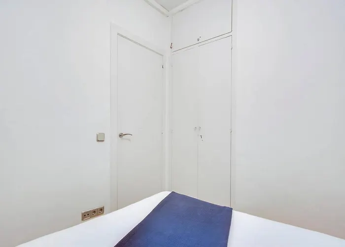 Cozy 2 Bedroom Next To Arc De Triomf * Barselona