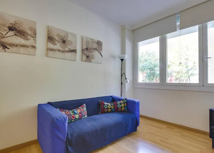 Cozy 2 Bedroom Next To Arc De Triomf *