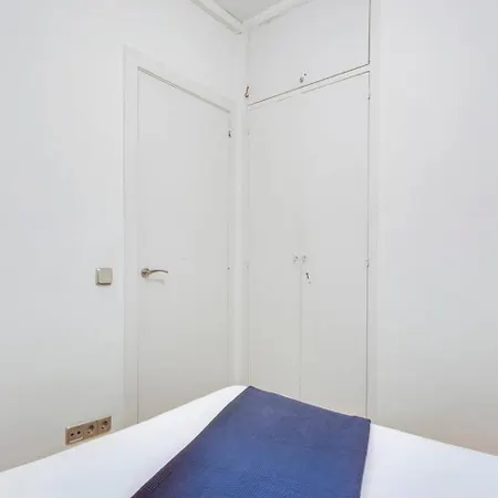 Cozy 2 Bedroom Next To Arc De Triomf * Barcelona