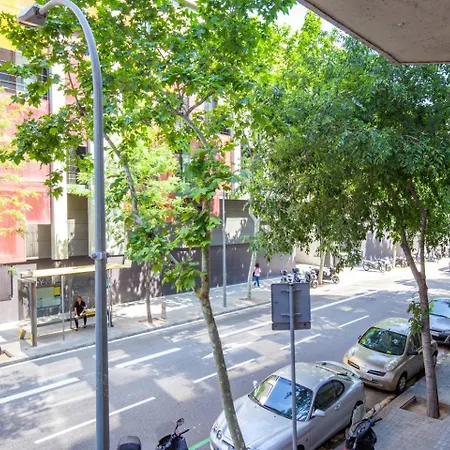 Cozy 2 Bedroom Next To Arc De Triomf
